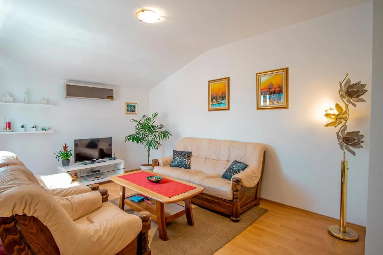 Apartman Luka Fazana Apartment